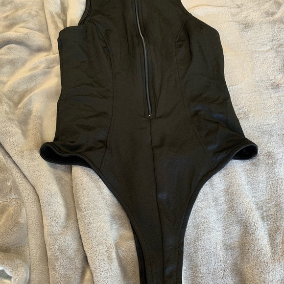 RACER BODYSUIT BLACK - Picture 2 of 3